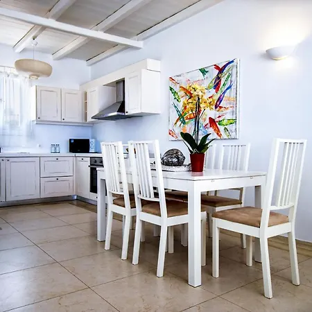 Royal Blue Villa Mykonos 别墅